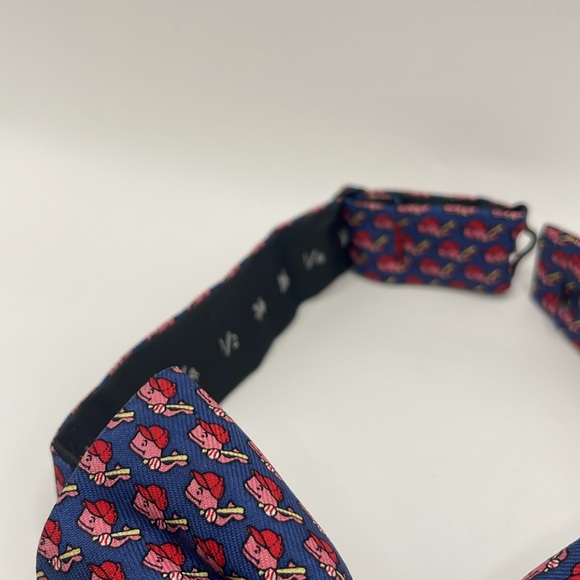 Vineyard Vines Baseball Whale Bow Tie - Picture 3 of 7